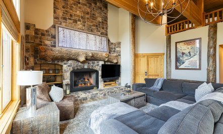 Mountain Lodge Escape 2