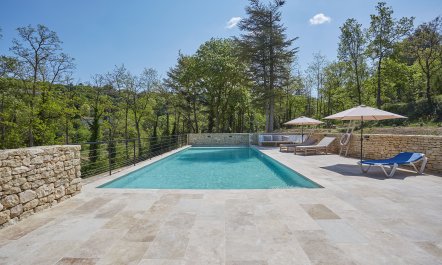 A Glass of Champagne