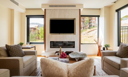 Ski Slopes & Hiking Trails 6