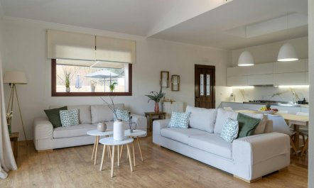 The Shores of Crete 9