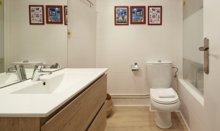 Glass Intersections 9