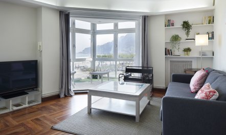 Glass Intersections 3