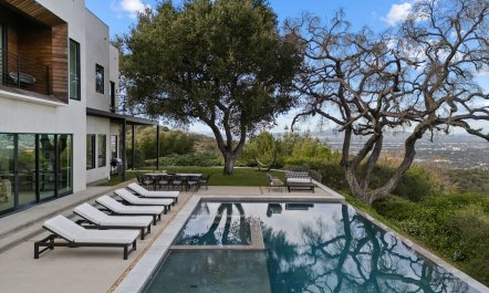 Hollywood High Life 2