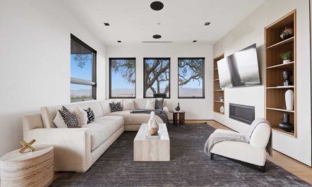 Hollywood High Life 6