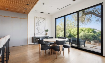 Hollywood High Life 8