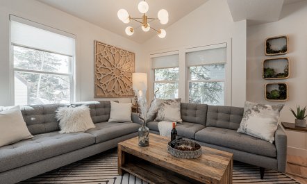 Gentle Mountain Light 1