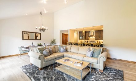 Alpine Sanctuary Near Hills 4