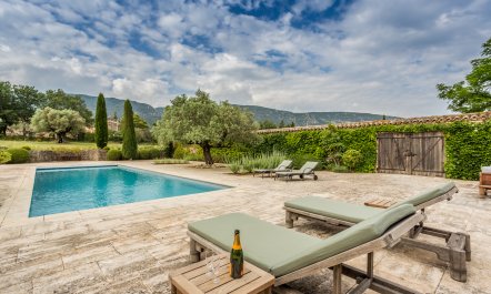 Champagne on the Hills