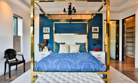 Hollywood Sanctuary 9