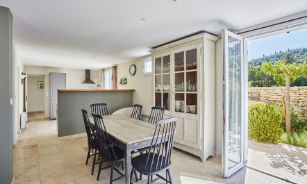 Bougainvillea & Jasmine 0