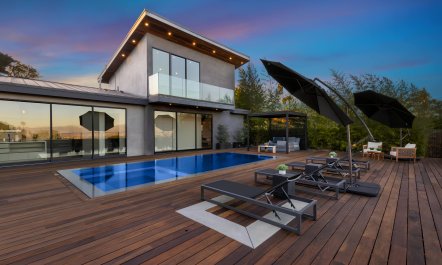 The Valley of Wonder 2