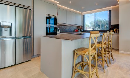 Azure Harbour 7