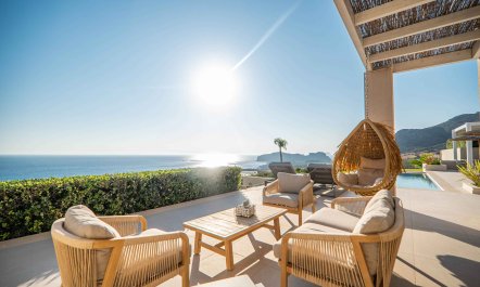 Seaside Escape Paradise 4