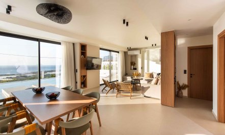 Signature Stillness 5