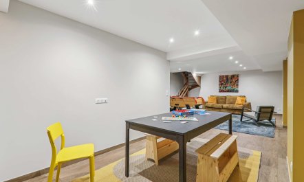 Peaceful Parisian Vista 8