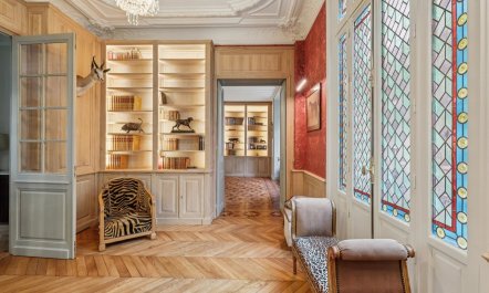 Elegant Urban Mansion 4