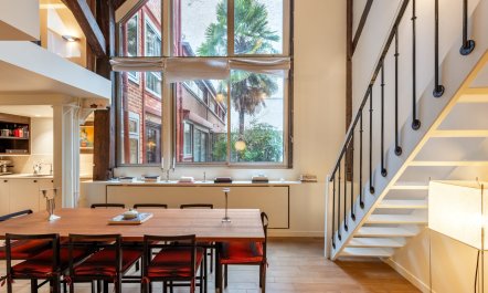 The Paris Quarters 6