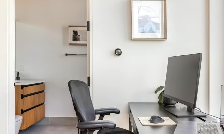 Greenpoint Emerald 9