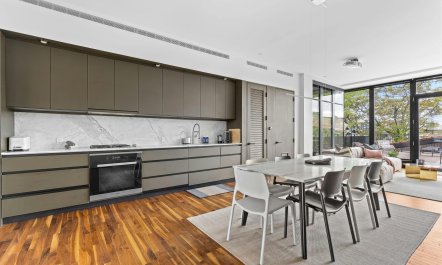 Greenpoint Emerald 5