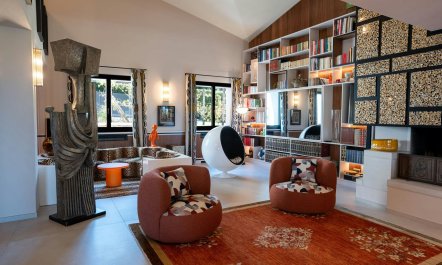 A Graceful Hideaway 9