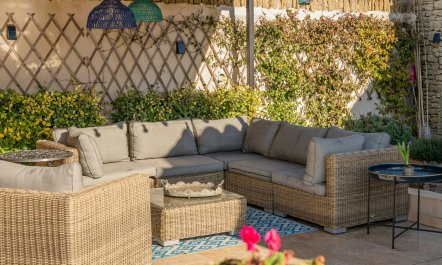 Proven&ccedil;al Stone 4