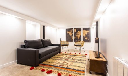 Exemplary Parisian Gem 4