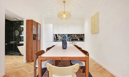 Saint Germain des Pr&eacute;s Hideaway 4