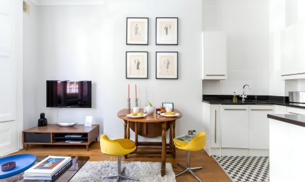 Crown District Estate 3