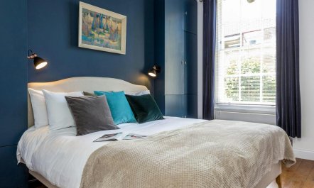 Crown District Estate 6