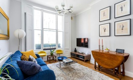 Crown District Estate 2