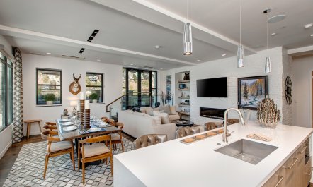 Gentle Mountain Glimmer 9