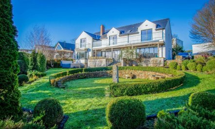 Harbour Retreat Restful 2