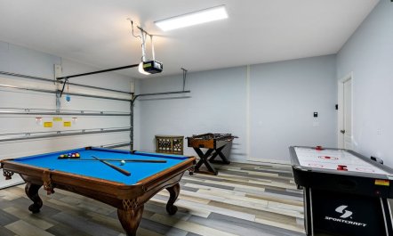 Lake View Lounging 8