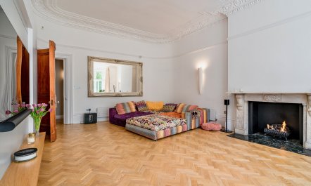 Quaint North Venue 2