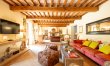 A Sunny Villa 0