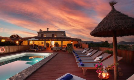 Sunset Hills Hideaway 6