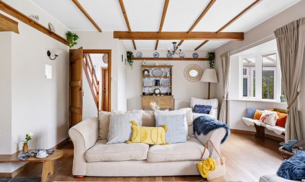 The Quayside Embrace 3