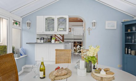 The Quayside Embrace 7