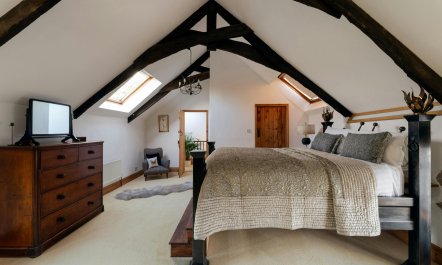 Country Barn Escape 8