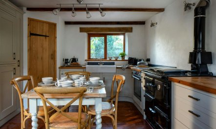 Country Barn Escape 2