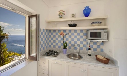 A Seafarers Paradise 5