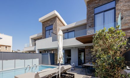 Cretan Coastal Grace 3