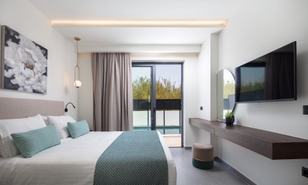 Beaches & Harbours 8