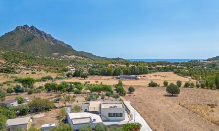 A Sardinian Escape 0