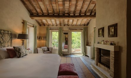 Sun-Kissed Stone Hideaway 8