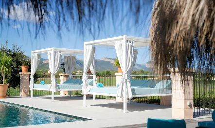 Charming Hacienda House 6