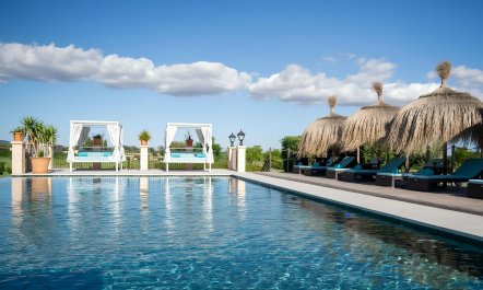 Charming Hacienda House 3