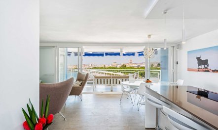 Port Out, Starboard Home 3