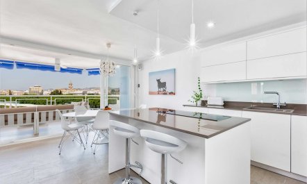 Port Out, Starboard Home 6