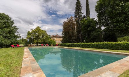 The Aristocrat&rsquo;s Garden 1